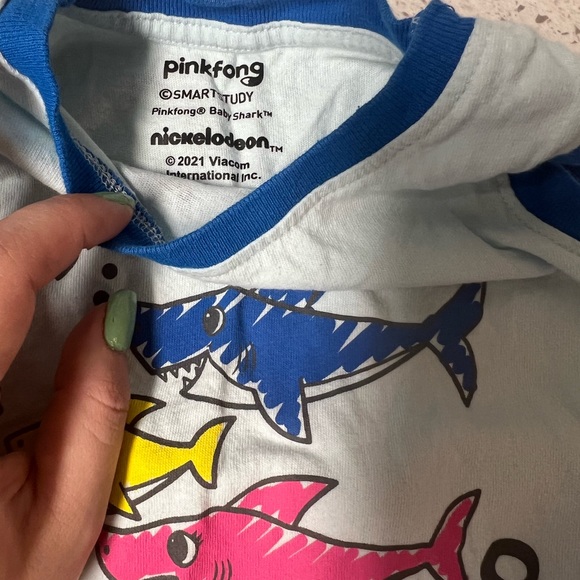 Nickelodeon Boy's 2T Baby Shark Tee, Sleeveless Shirt and Short Set - Picture 2 of 4